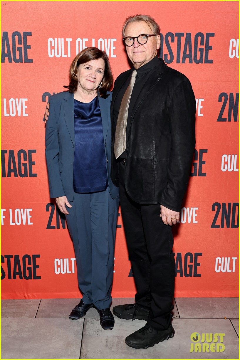 Shailene Woodley Makes Broadway Debut in StarStudded Play 'Cult of