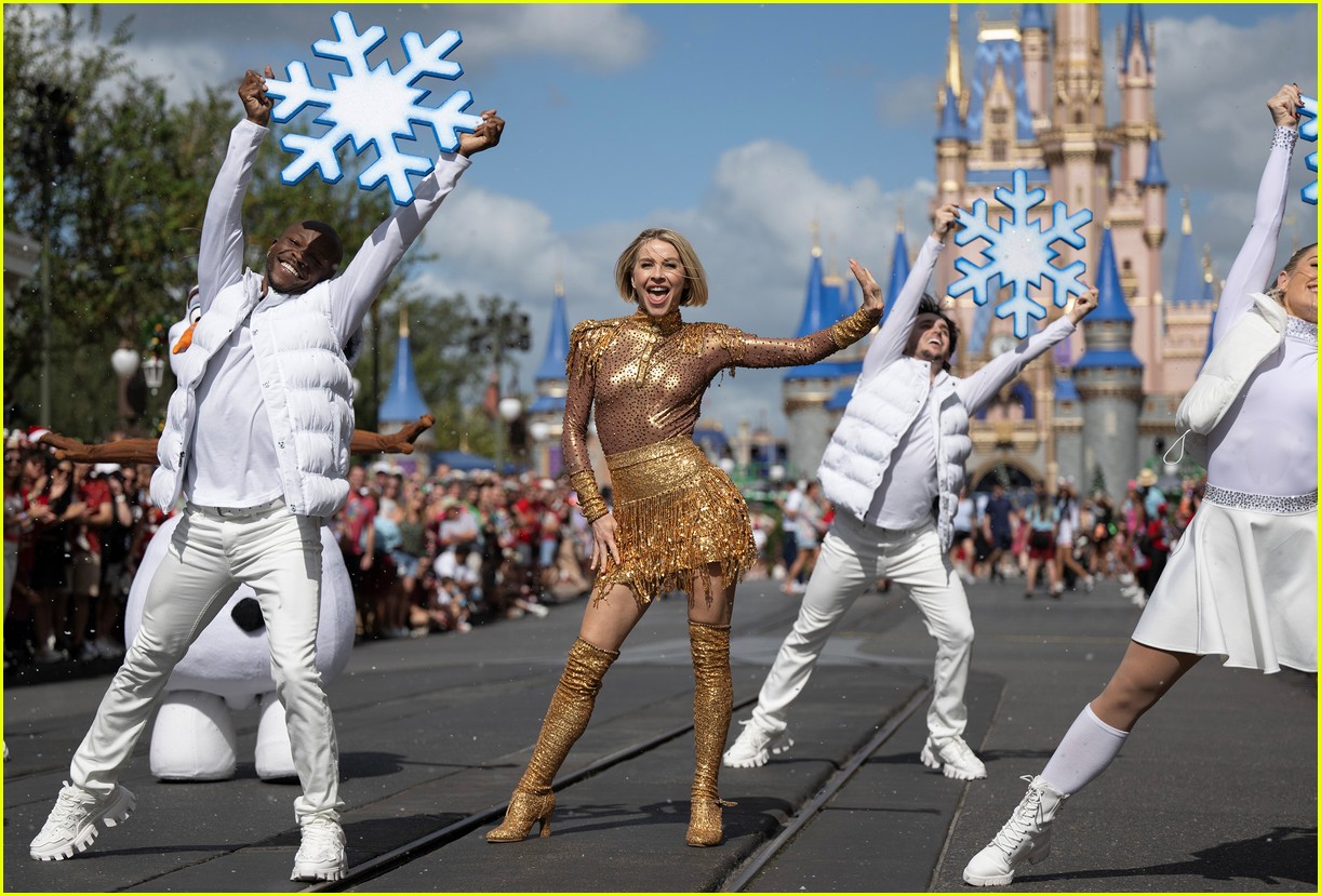disney-parks-magical-christmas-day-parade-2024-performers-song