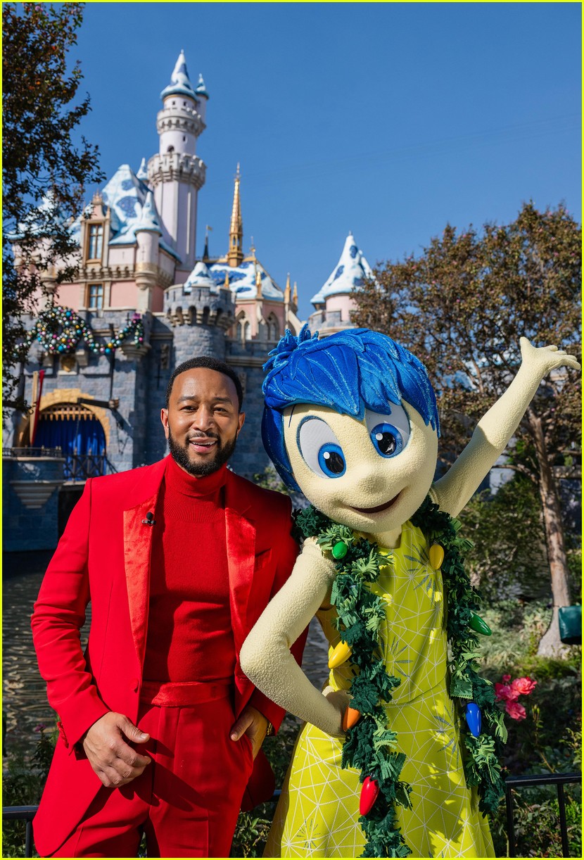 'Disney Parks Magical Christmas Day Parade' 2024 Performers, Song