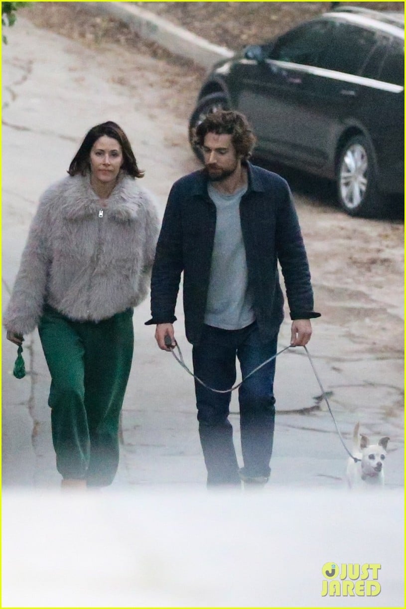 Hot Frosty' Star Dustin Milligan Steps Out With His Love Amanda Crew After  Sparking Marriage Rumors: Photo 5103735 | Amanda Crew, Dustin Milligan, Hot  Frosty Photos | Just Jared: Entertainment News, image size:815x1222