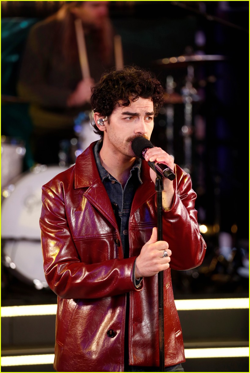 Jonas Brothers Teases Big 2025 Announcements While Preparing for New