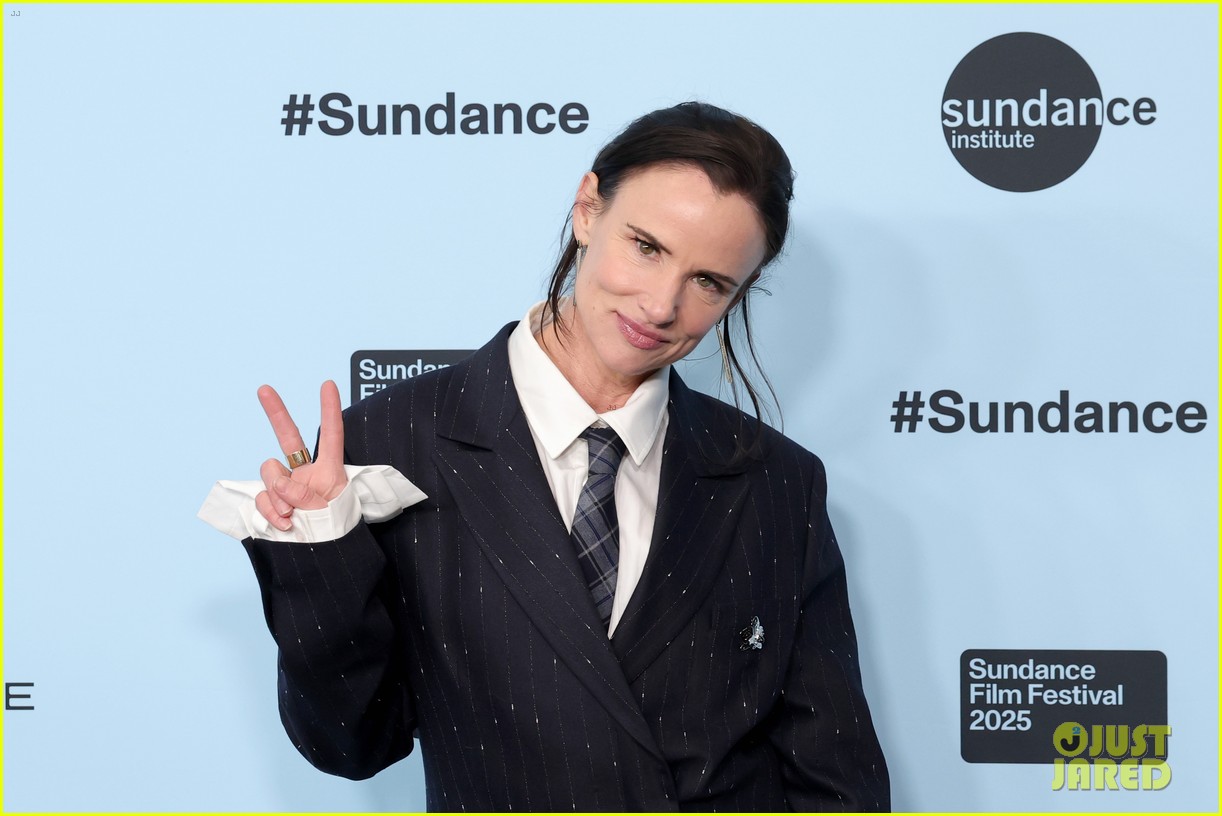 ayo edebiri opus premiere at sundance 225118723