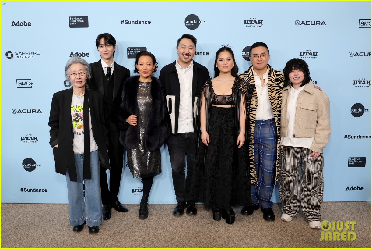 bowen yang kelly marie tran wedding banquet premiere 015118563