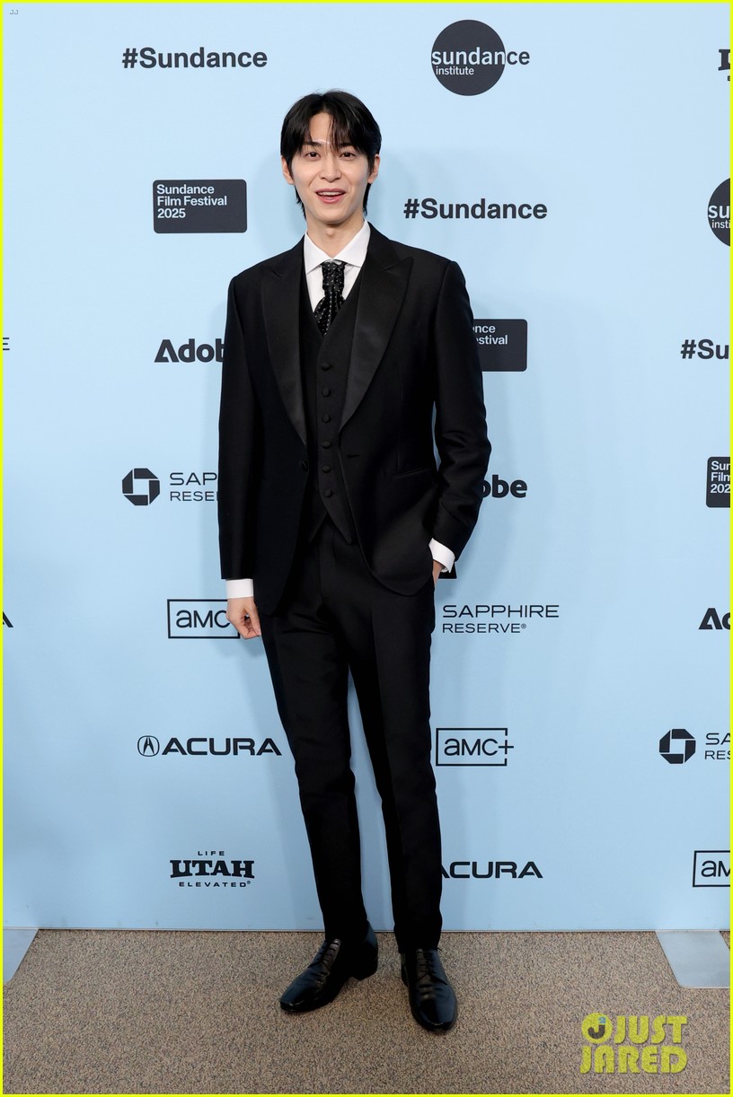 bowen yang kelly marie tran wedding banquet premiere 035118565