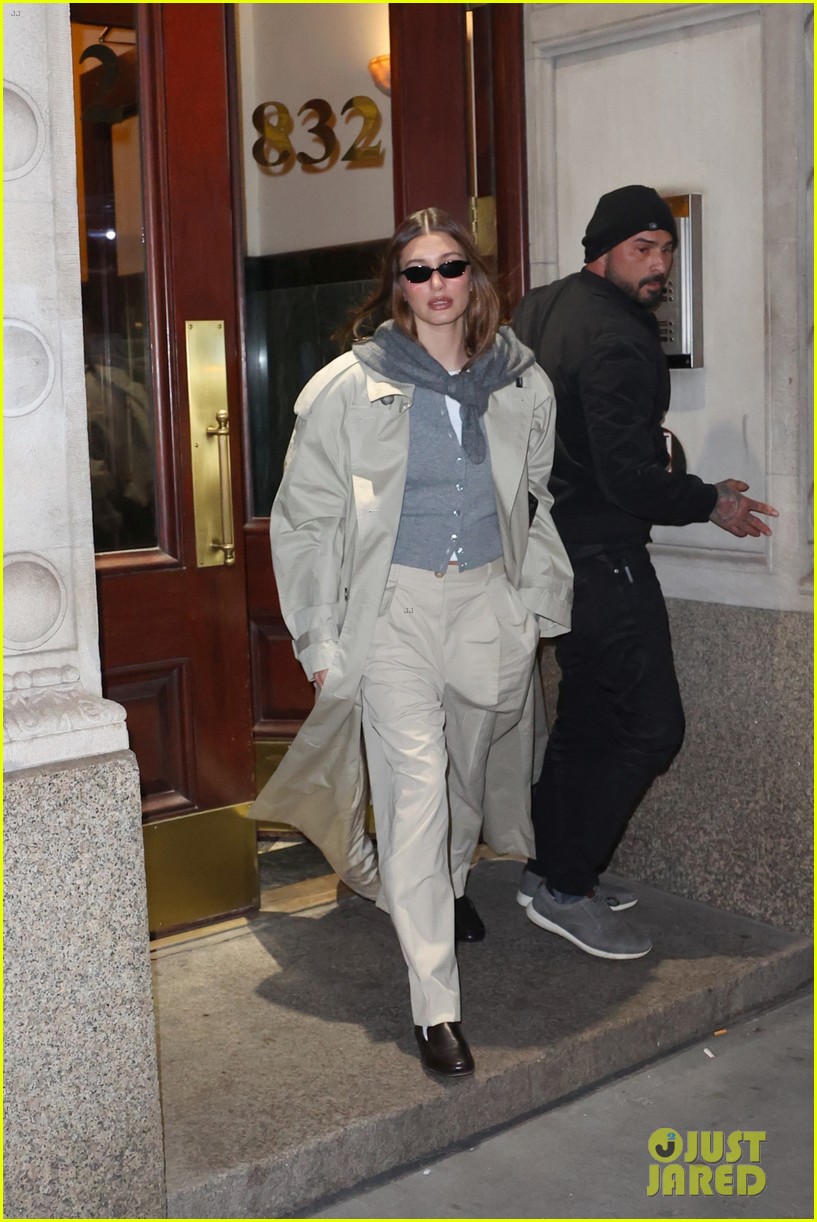 Hailey & Justin Bieber Step Out in NYC After Wrapping Winter Getaway to