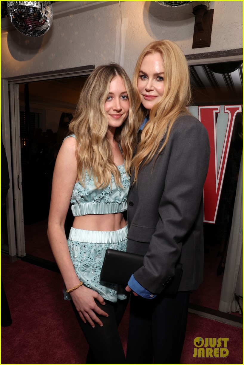 Nicole Kidman Brings Daughter Sunday, 16, to Star-Studded Pre-Globes