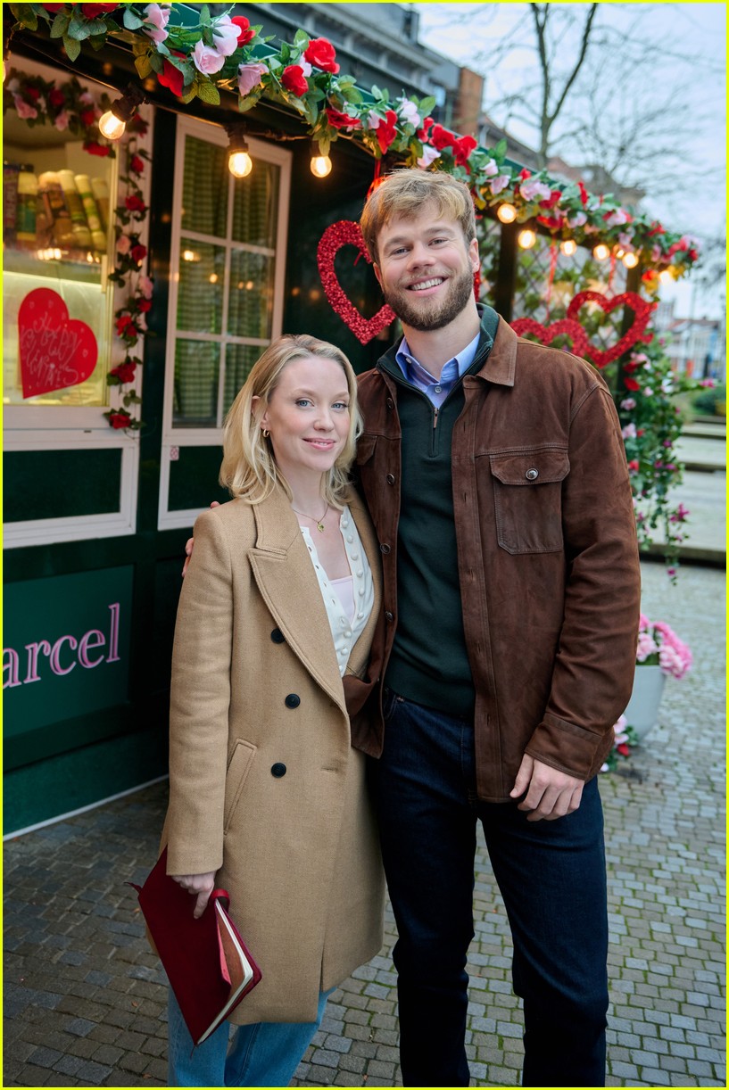 Who Stars in Hallmark's 'The Perfect Setting'? All About Cast Members