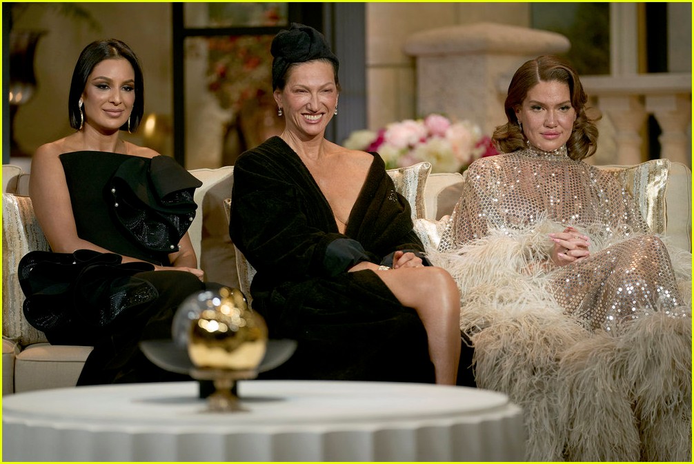 Jenna Lyons Reveals Why She Wore Bathrobe For 'Real Housewives of New