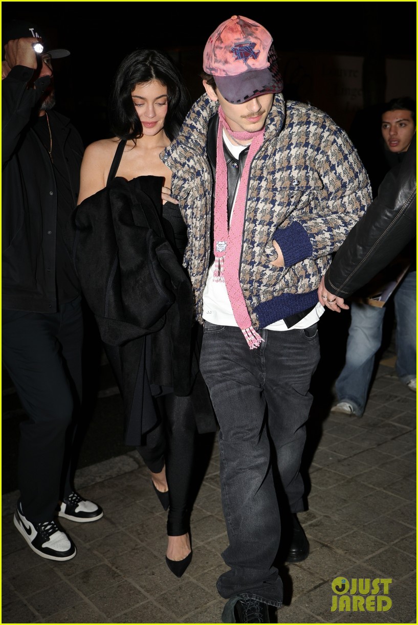 Timothee Chalamet Gets Girlfriend Kylie Jenner's Support at 'A Complete