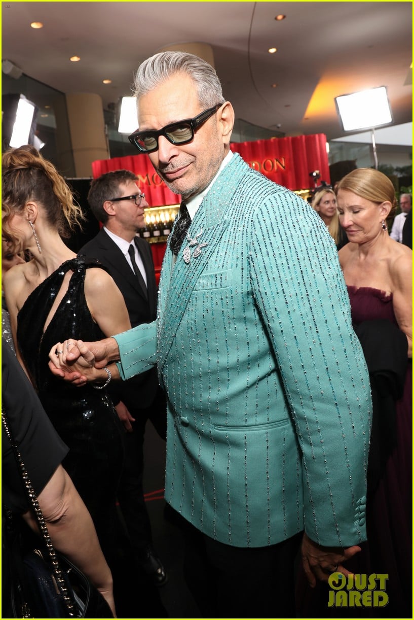 Michelle Yeoh Jeff Goldblum More Wicked Stars Attend Golden Globes Michelle Yeoh Jeff Goldblum More Wicked Stars Attend Golden Globes 15