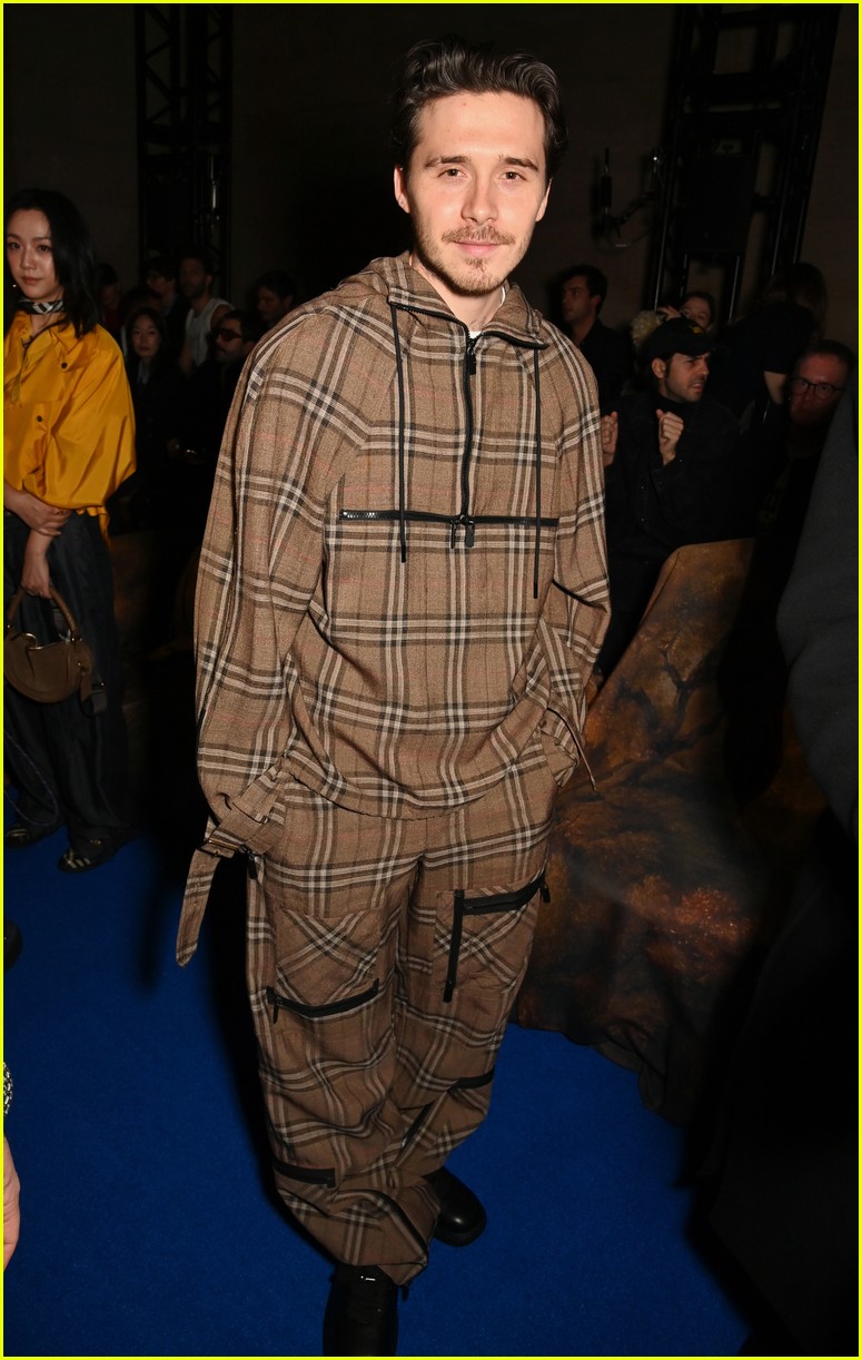 Nicholas Hoult, Orlando Bloom, 'Stranger Things' Stars, & More Attend