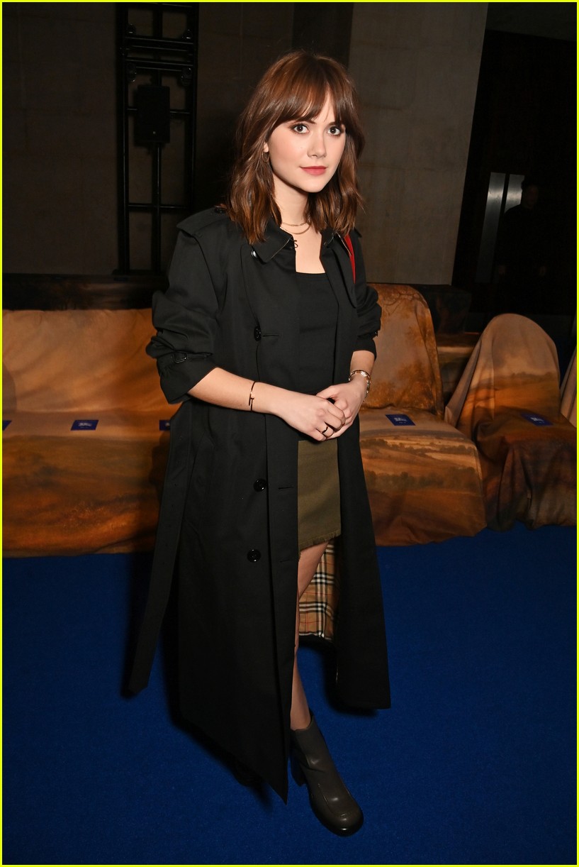 Nicholas Hoult, Orlando Bloom, 'Stranger Things' Stars, & More Attend