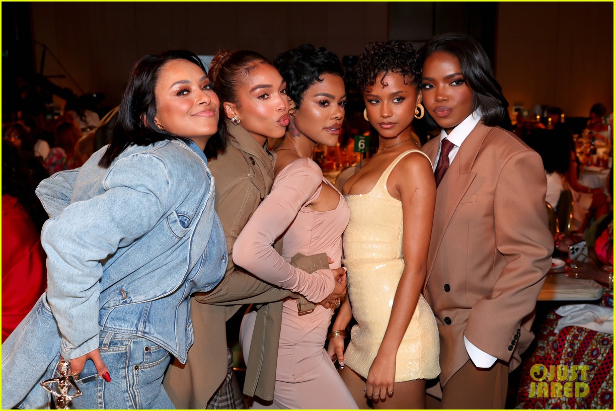 stars at essence black women in hollywood event 015130469