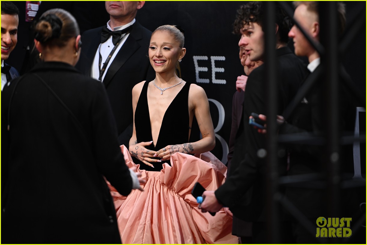 'Wicked' Nominees Ariana Grande & Cynthia Erivo Show Off Their Custom