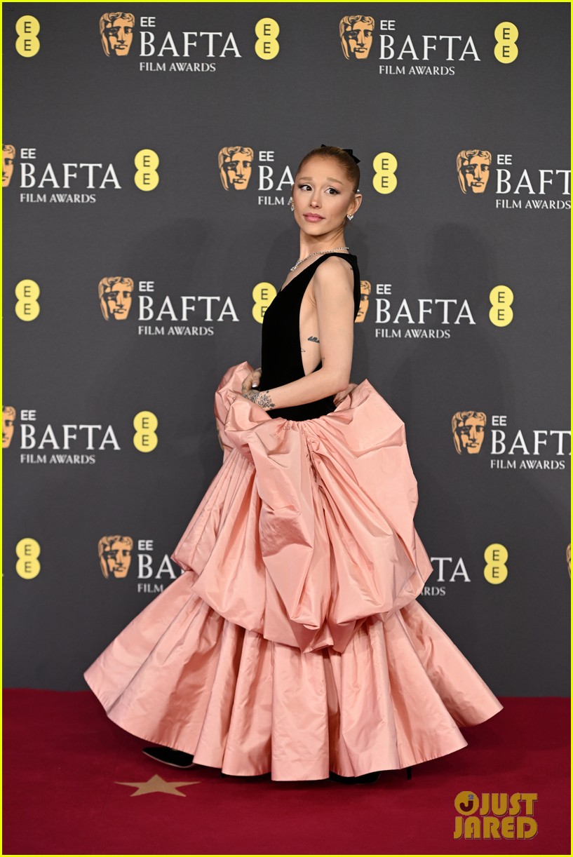 'Wicked' Nominees Ariana Grande & Cynthia Erivo Show Off Their Custom