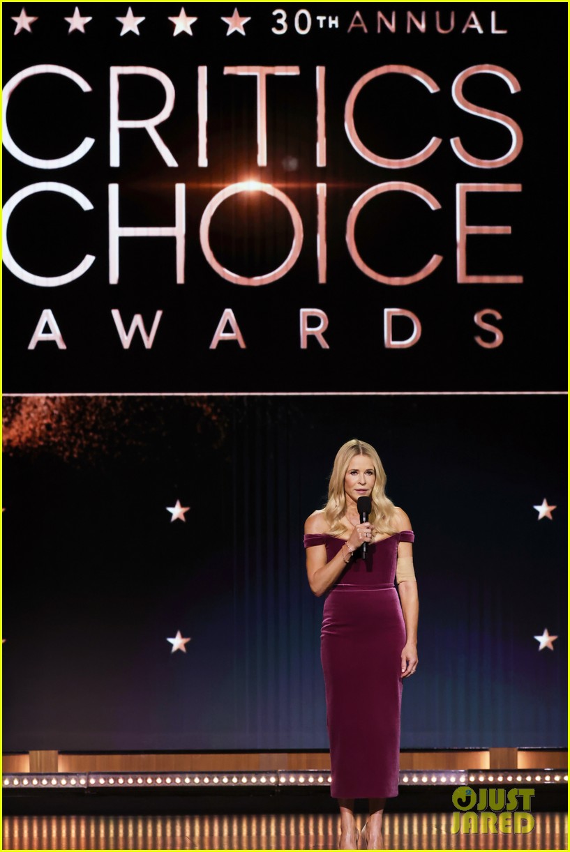 Chelsea Handler Roasts Blake Lively & Justin Baldoni Over 'It Ends With