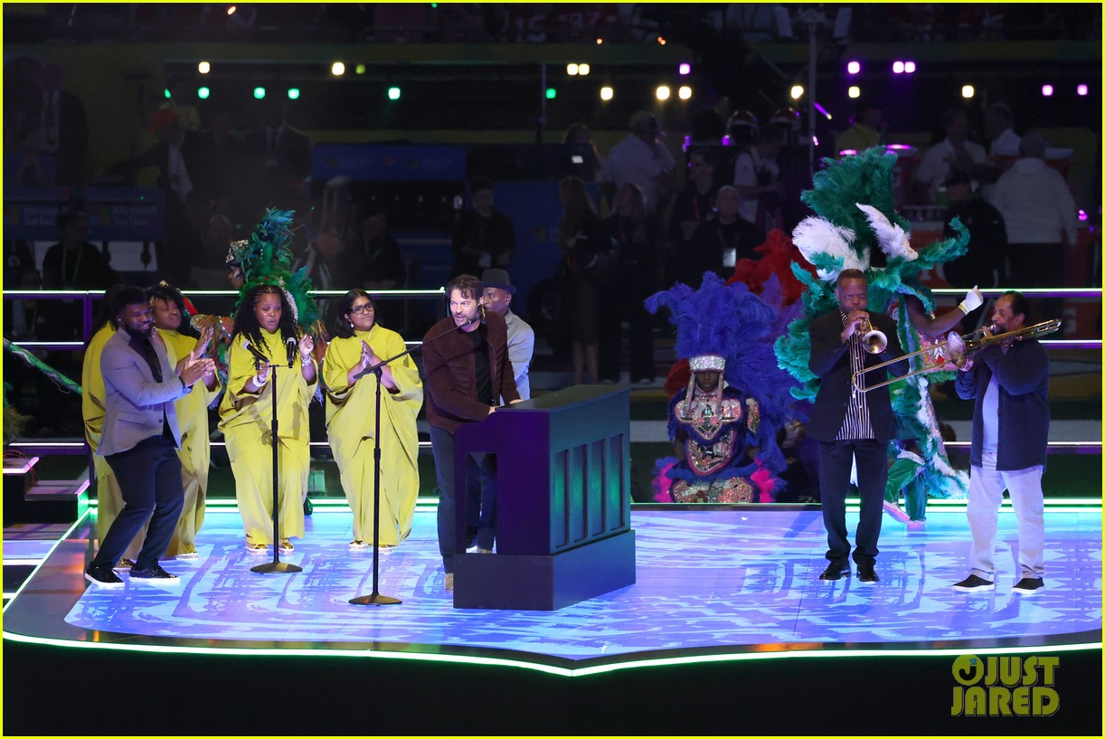 harry-connick-jr-celebrates-new-orleans-with-super-bowl-2025-pre-game