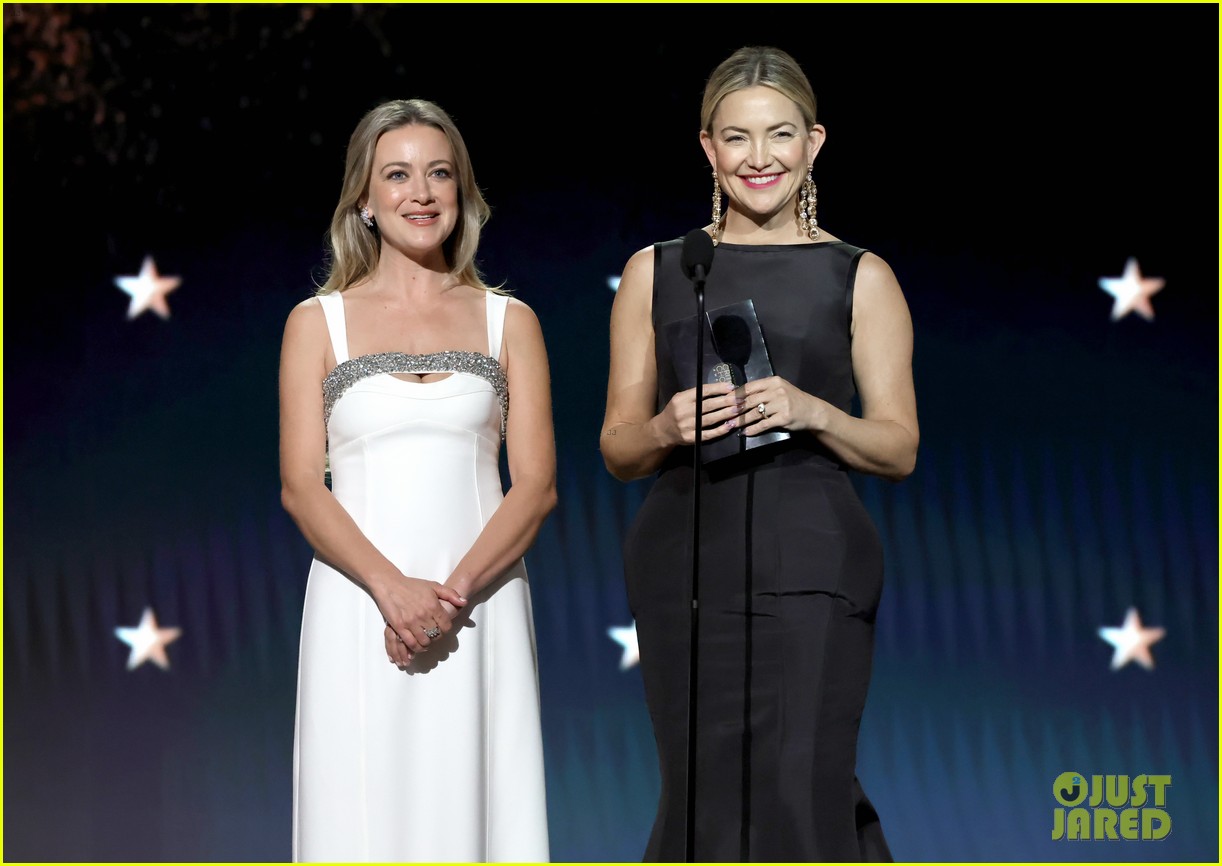 Kate Hudson & SisterinLaw Meredith Hagner Present Together at Critics