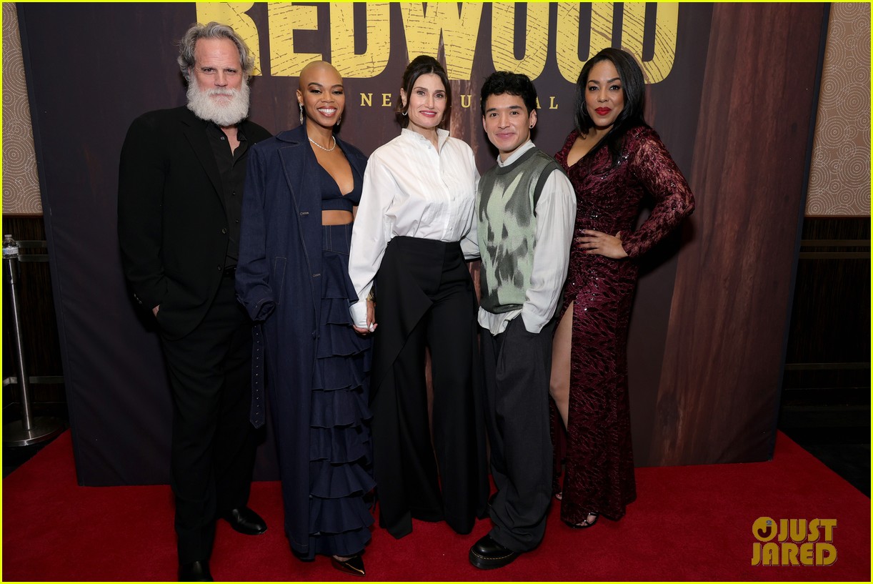 Idina Menzel Makes LongAwaited Return to Broadway in 'Redwood,' an