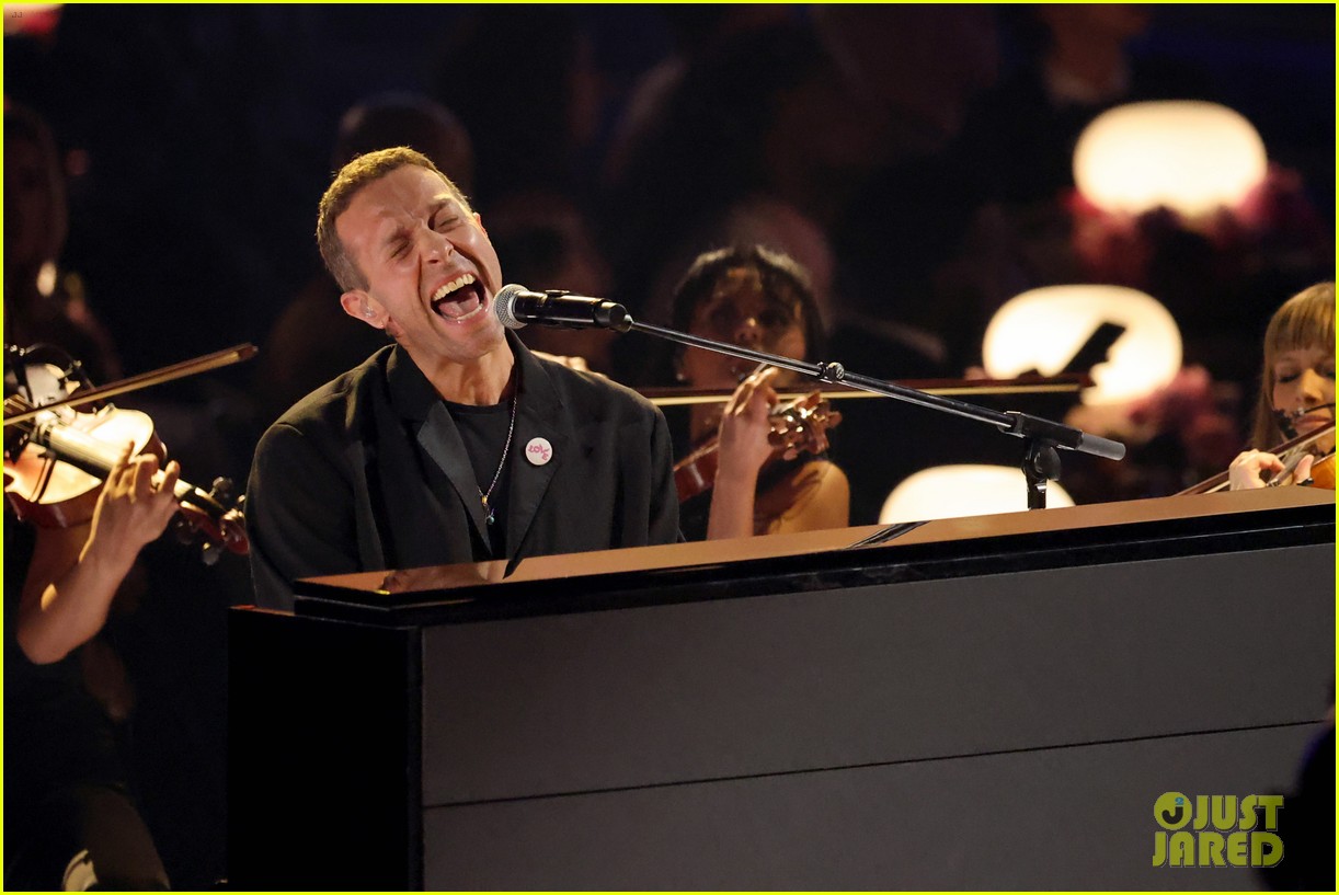 Chris Martin Performs Coldplay's 'All My Love' For Grammys 2025 In(01)