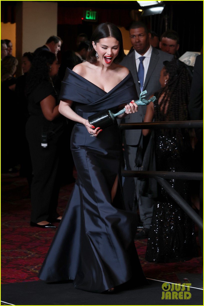 Selena Gomez Was in Complete Shock Over SAG Awards Win & Hoped Someone
