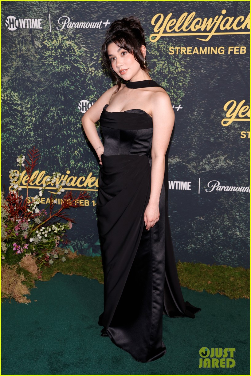 Melanie Lynskey, Christina Ricci, Elijah Wood, & More Attend ...