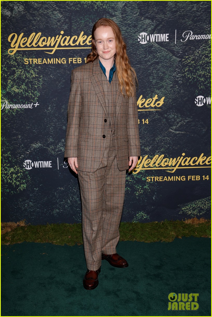 Melanie Lynskey, Christina Ricci, Elijah Wood, & More Attend ...