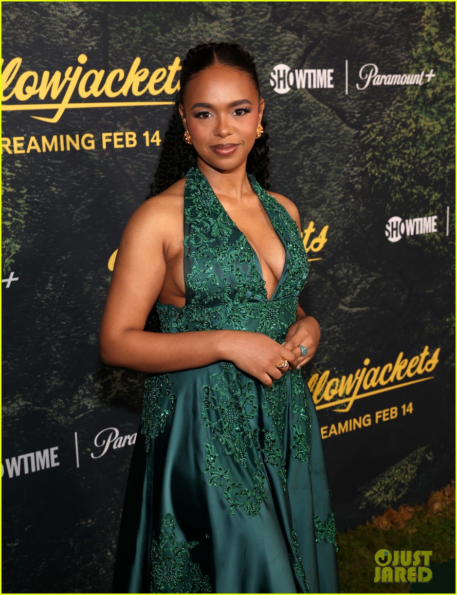 Melanie Lynskey, Christina Ricci, Elijah Wood, & More Attend ...