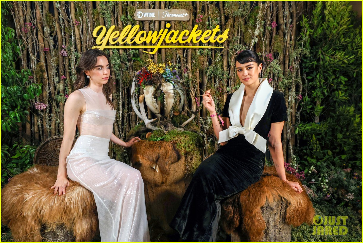 Melanie Lynskey, Christina Ricci, Elijah Wood, & More Attend ...