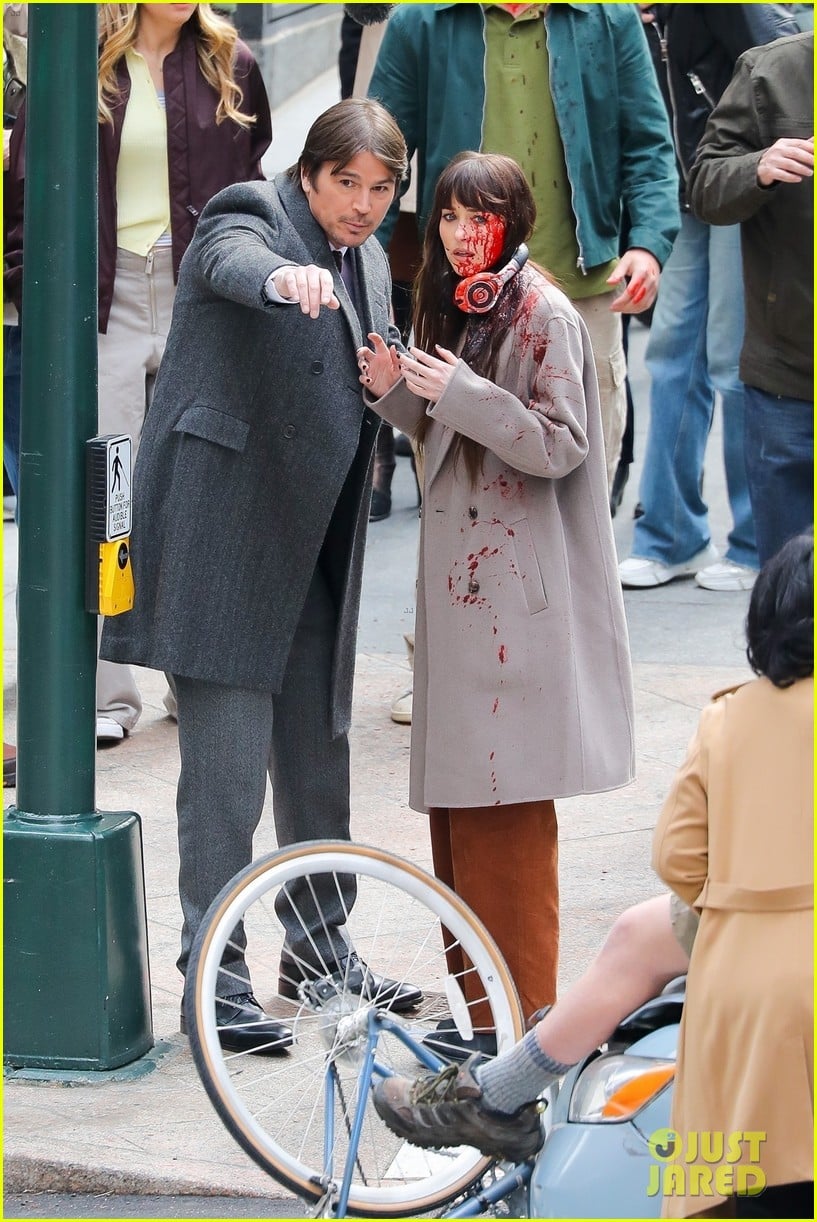 Dakota Johnson Gets Covered in Blood While Filming 'Verity' Movie - Set ...