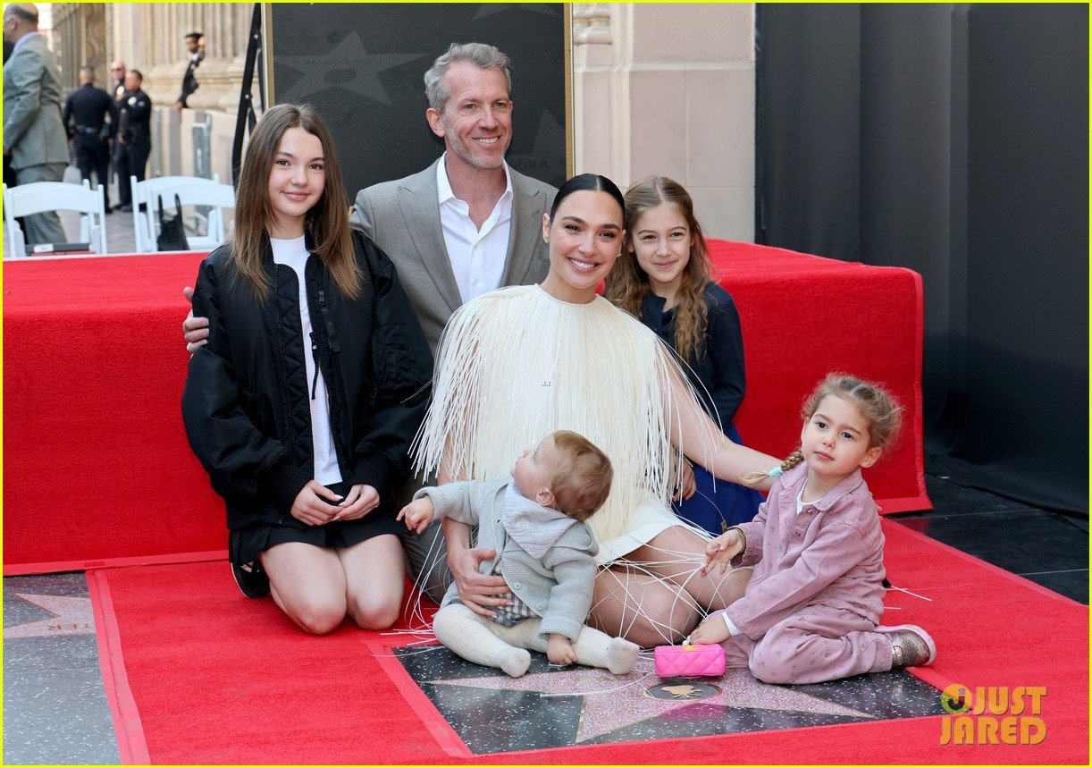 Gal Gadot Makes Rare Appearance with All Four Kids & Husband Jaron