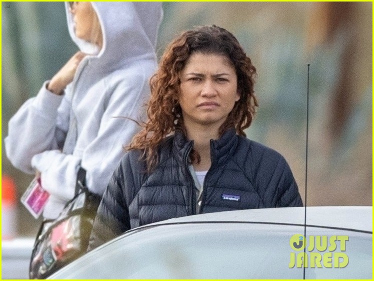 'Euphoria' Season 3 Set Photos - Zendaya Films Solo Scenes for Hit