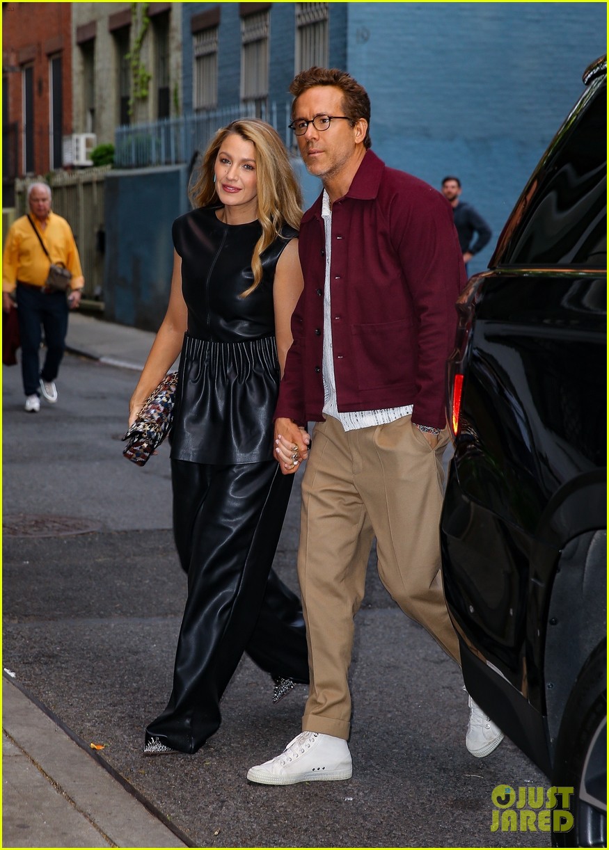 Blake Lively & Ryan Reynolds Support Friend Hugh Jackman at His New Off