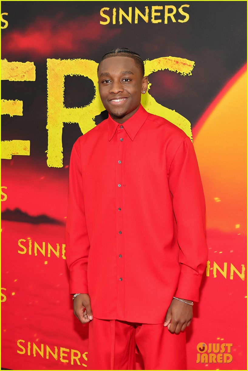 Michael B. Jordan... and Michael B. Jordan Walk Red Carpet Together at