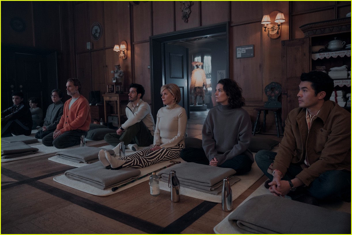 nine perfect strangers first look hulu 035142719