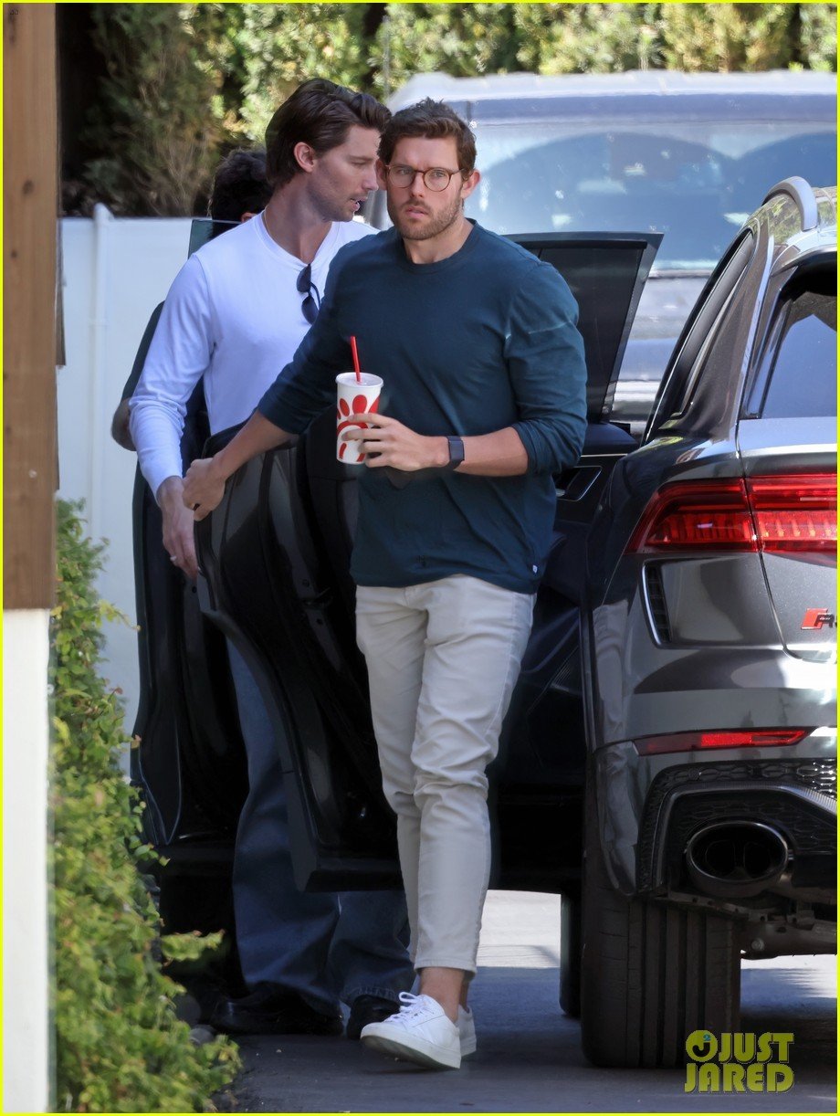 Patrick Schwarzenegger & His Family Enjoy a PreEaster Dinner Together