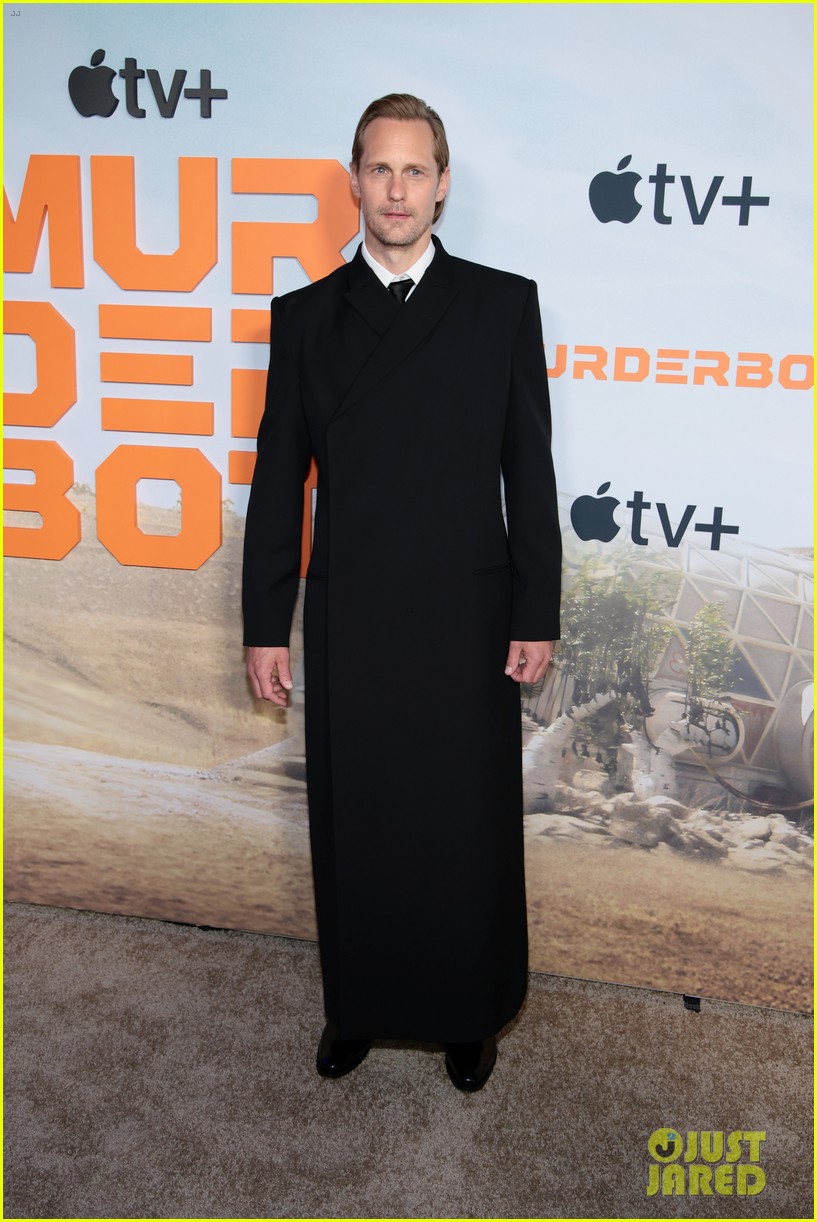 BFFs Alexander Skarsgard \u0026 Jack McBrayer Take Prom-Style Photos at Their  'Murderbot' Series Premiere: Photo 5150101 | Alexander Skarsgard, Anna  Konkle, Clark Gregg, David Dastmalchian., Jack McBrayer, Murderbot, Noma  Dumezweni, Sabrina Wu,, image size:817x1222