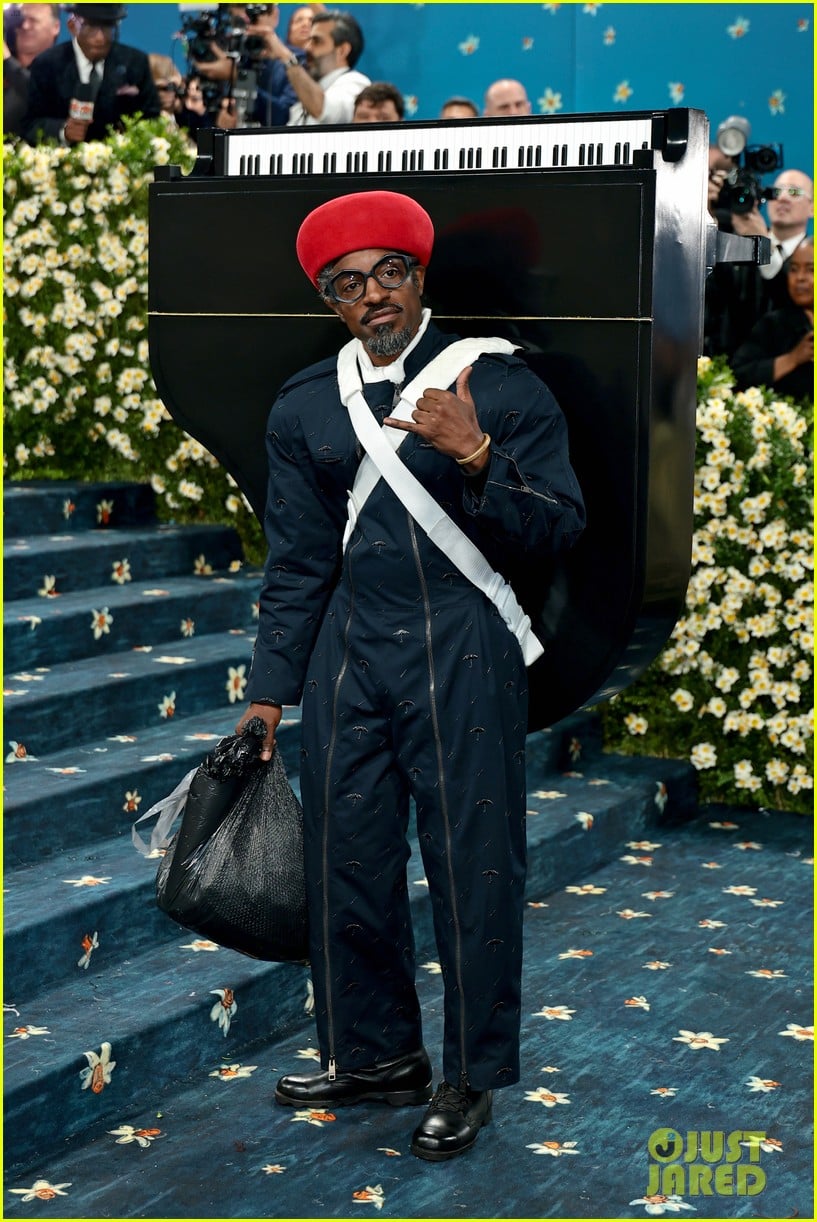 André 3000 Wears Piano On His Back at Met Gala 2025, Releases Surprise