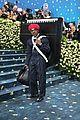 andre 3000 wears a piano on his back at met gala 01