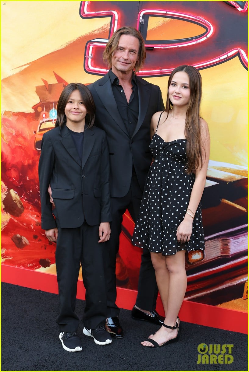 Josh Holloway Gets Support from Daughter Java \u0026 Son Hunter at 'Duster'  Premiere: Photo 5156142 | Adriana Aluna Martinez, Asivak Koostachin,  Benjamin Charles Watson, Camille Guaty, Corbin Bernsen, Dan Tracy, Donal  Logue,, image size:817x1222