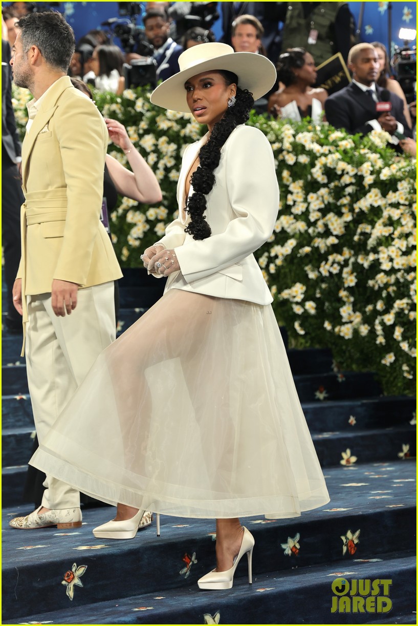 Kerry Washington Goes Chic in Sheer Skirt for Met Gala Photo 5153491