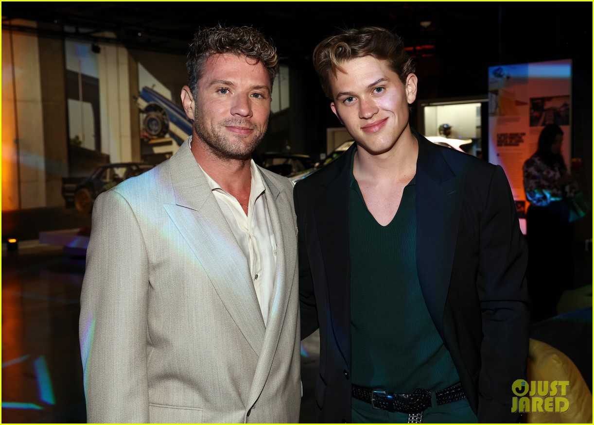 ryan phillippe son deacon attend motorheads premiere 015157855