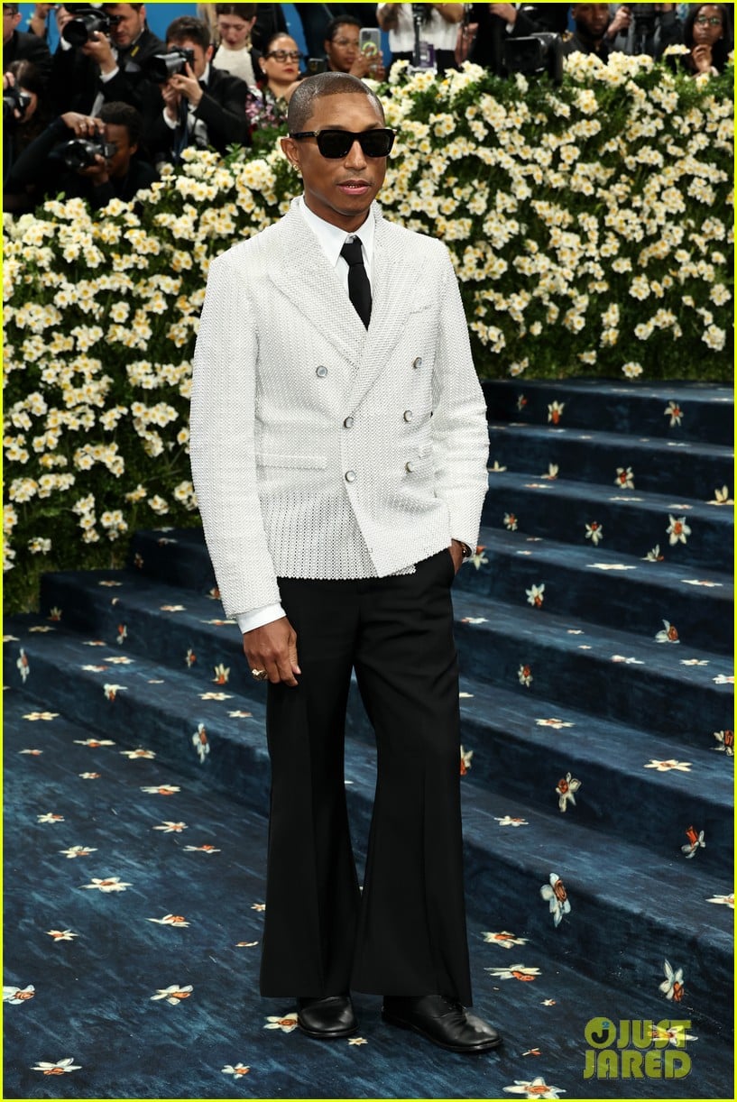 Top Atlanta radio song: Pharrell Williams' 'Happy', image size:817x1222