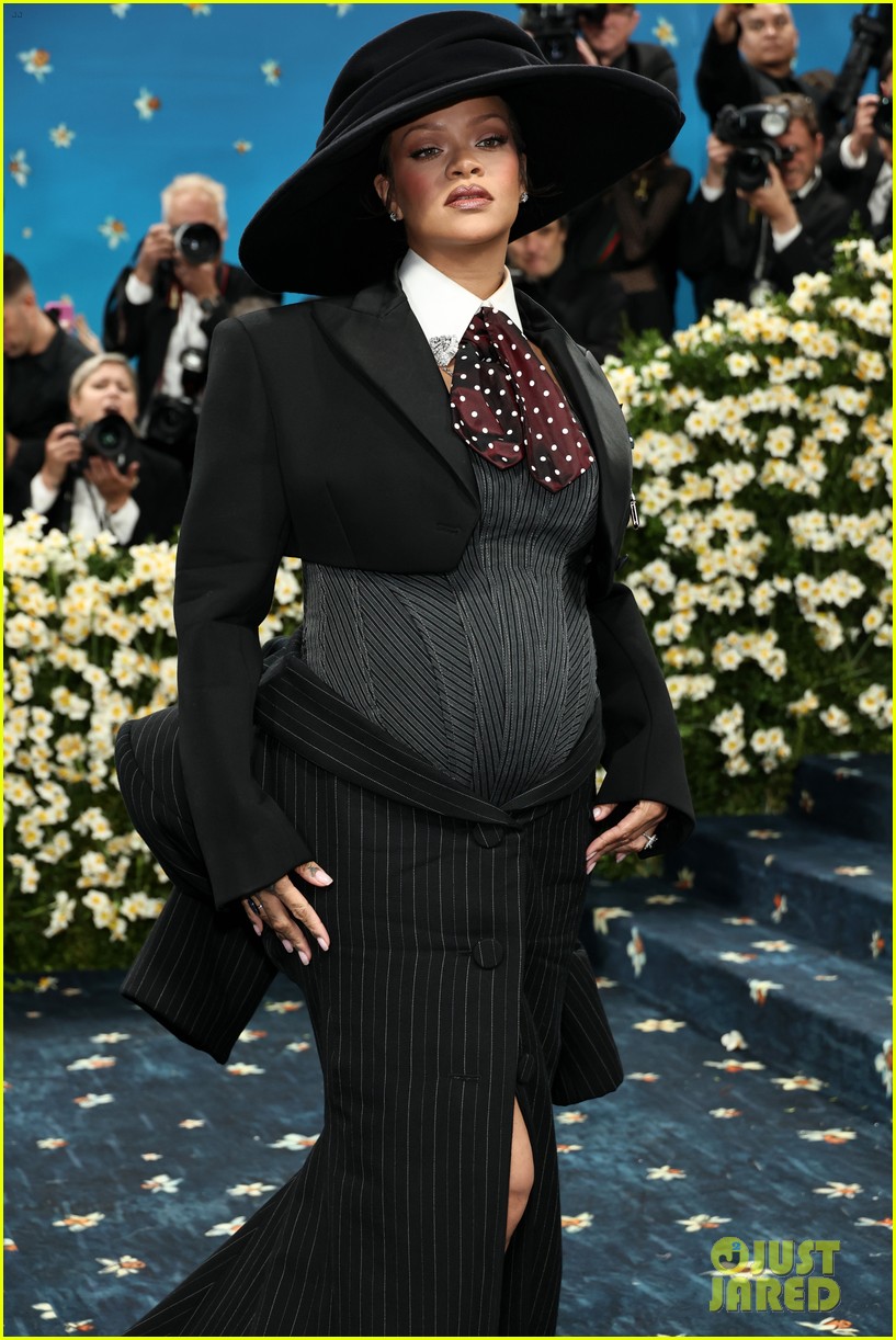 Met Gala 2025 Rihanna & Ciara Finally Reunite, Over 14 Years After