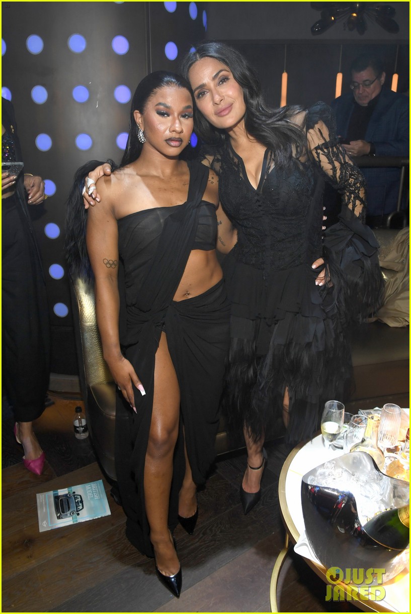 Salma Hayek Talks 'Close' Bond with Blake Lively & Ryan Reynolds' Four