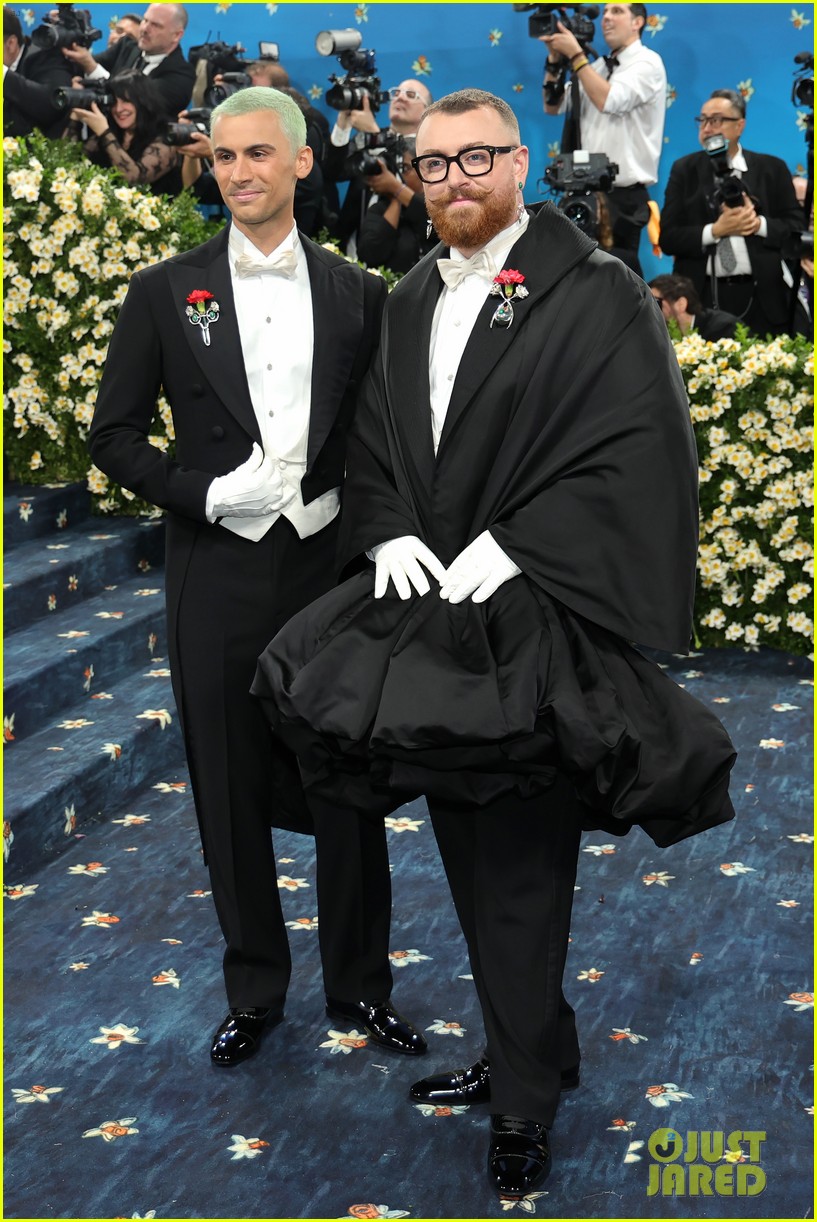 Sam Smith & Boyfriend Christian Cowan Arrive at Met Gala 2025 Together ...