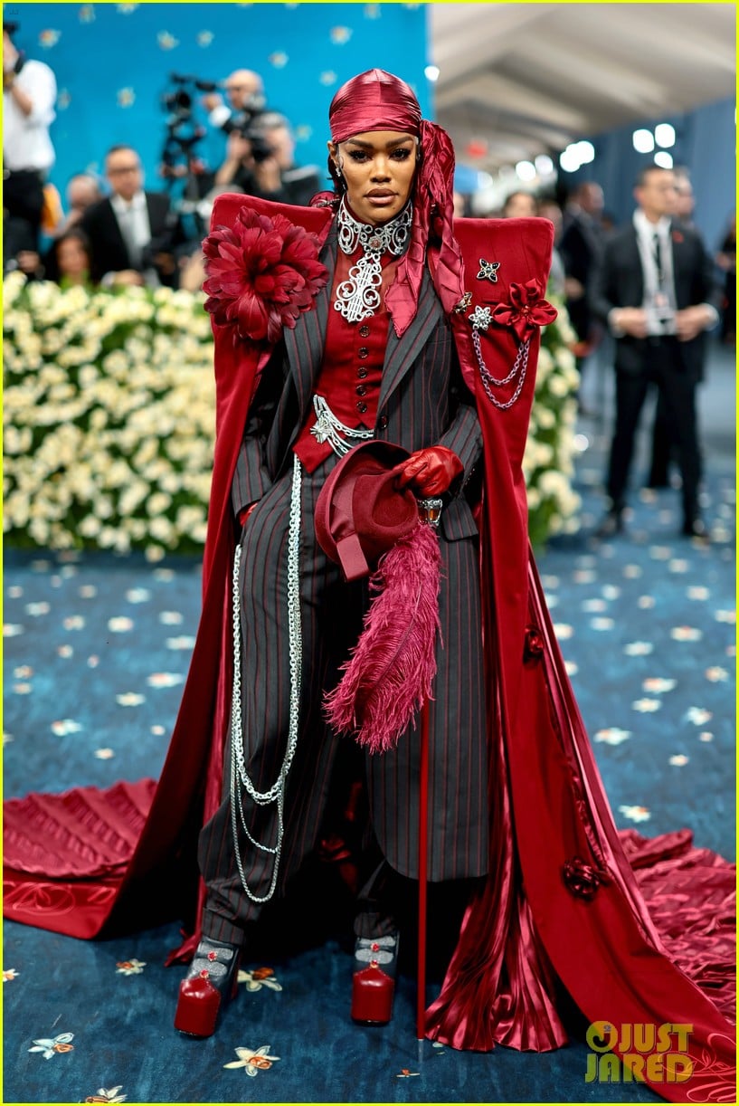 Teyana Taylor CoDesigned Her Met Gala 2025 Look with Oscar Winner Ruth(02)