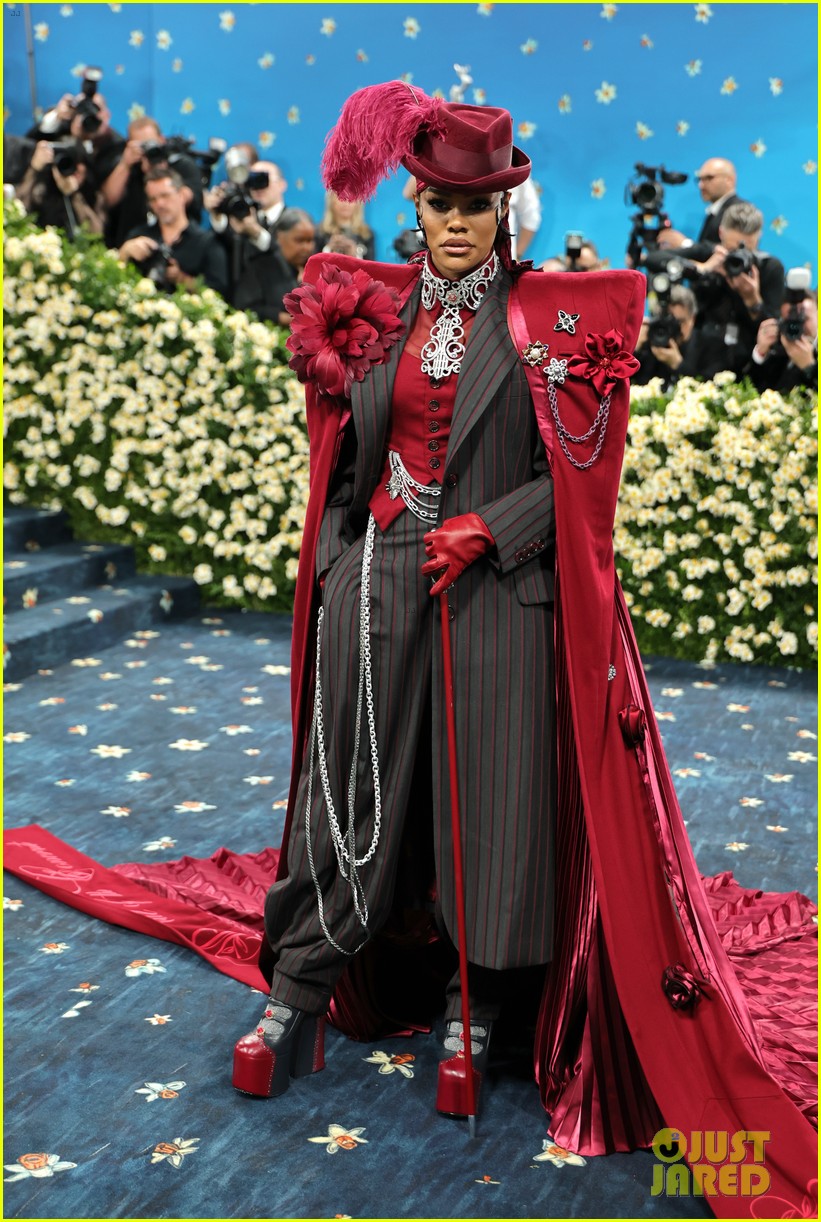 Teyana Taylor CoDesigned Her Met Gala 2025 Look with Oscar Winner Ruth