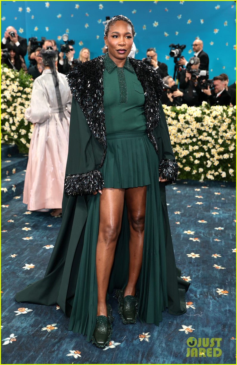 Serena & Venus Williams Show Off Their Glam Sides at Met Gala 2025