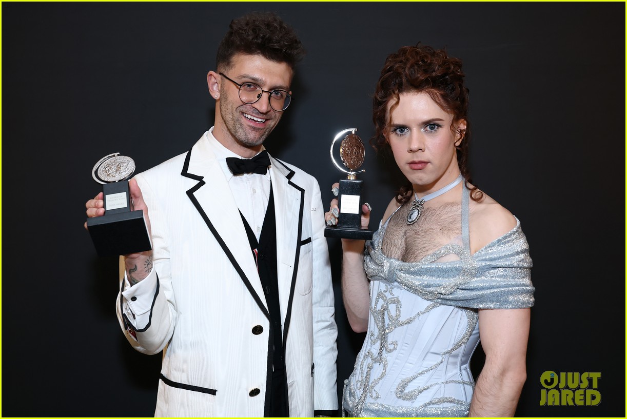 Oh, Mary's Cole Escola Wins Best Actor at Tony Awards 2025,